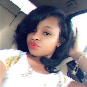 Meet your Posher, Breasia